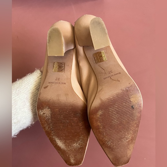 Beige heels - Picture 5 of 6